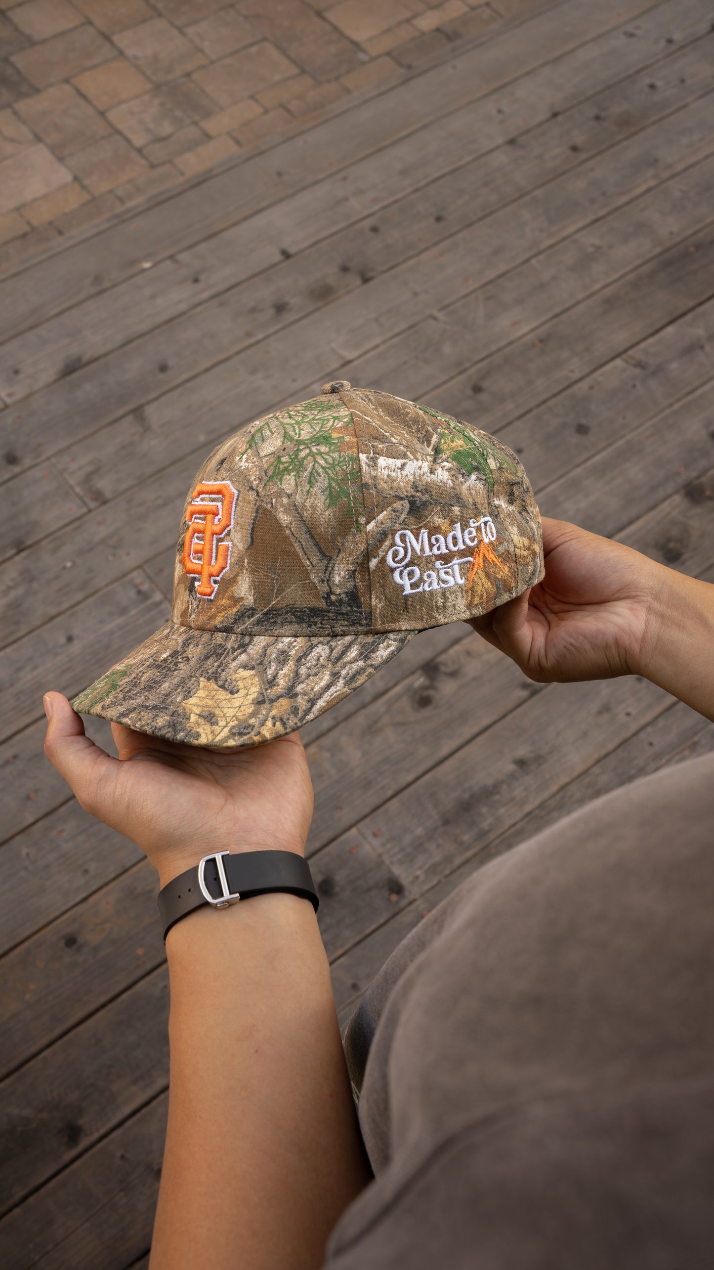 (PLASTIC SNAP) Real Tree Camo SF Hat